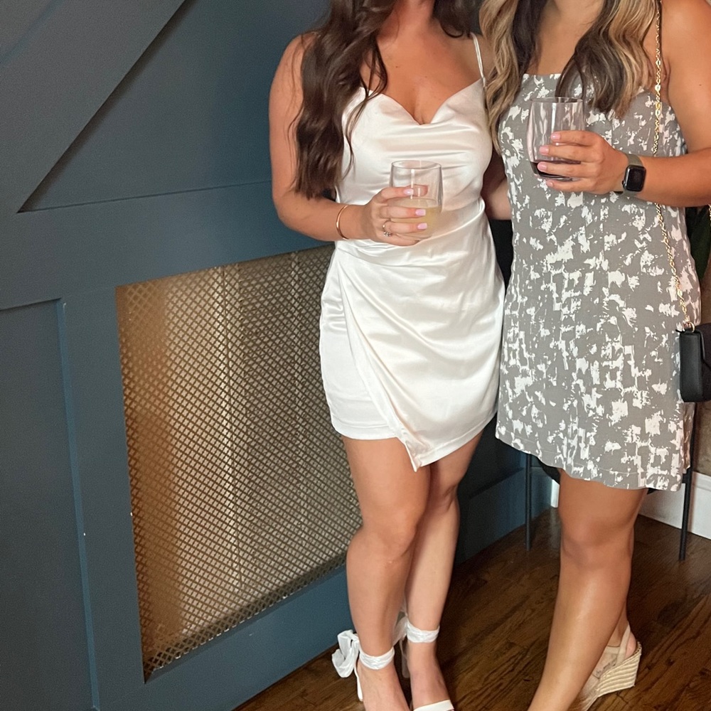 White mini Dress